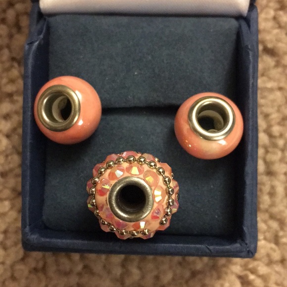 Three bead set - Picture 2 of 2